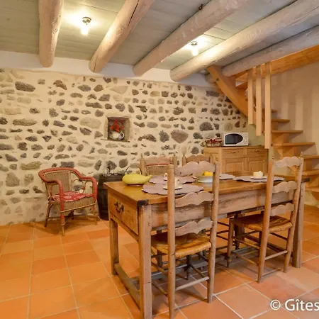 La Sauvetat, 3 Pieces, 4 Personnes - Fr-1-630-67 La Sauvetat (Puy-de-Dome)